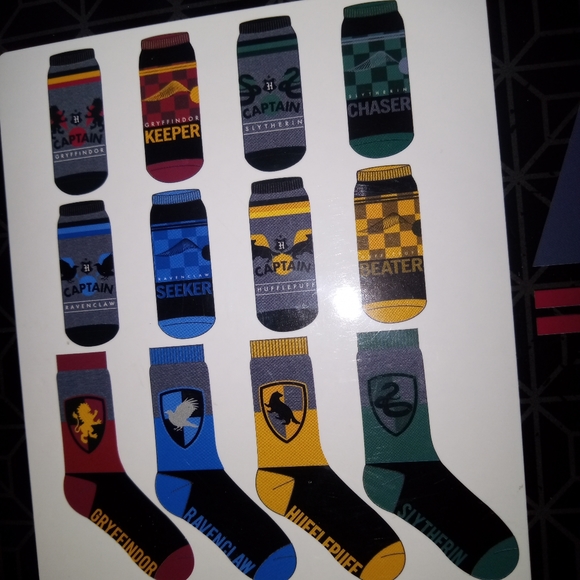 Harry Potter socks '12 days of socks' Hogwarts alumni - Picture 3 of 5